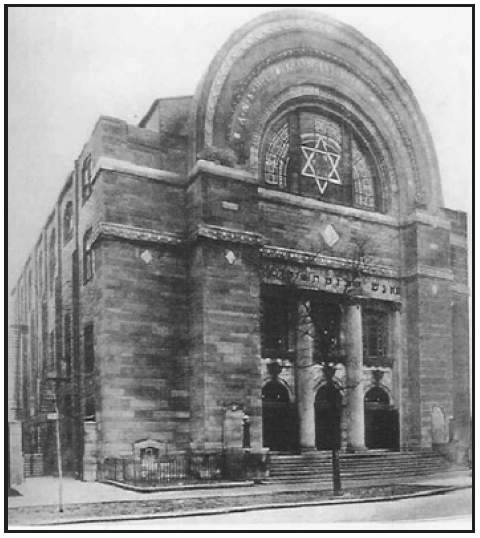 Anshe Kanesses Israel synagogue in 1912, which stood at 3411-19 W. Douglas Blvd. (Photo courtesy forgottensynagogues.com\/the Meites Family)