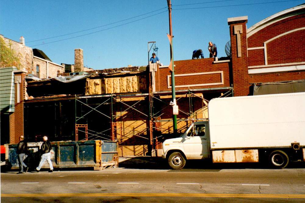 chicago gay bar suburb