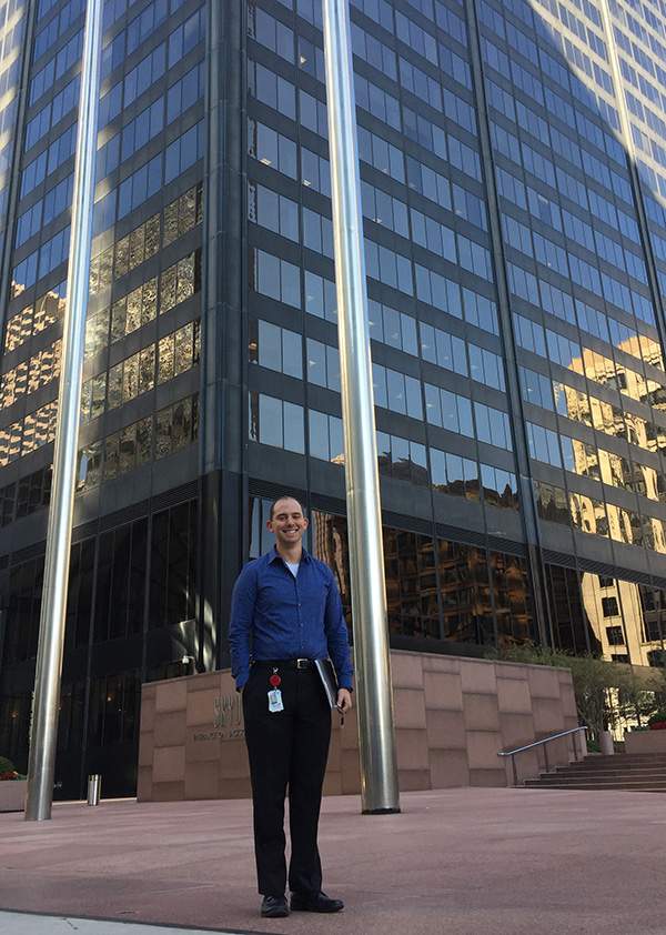 Questioner Bill Muscat in front of his current workplace — the Willis Tower. (Courtesy of Jesse Dukes)