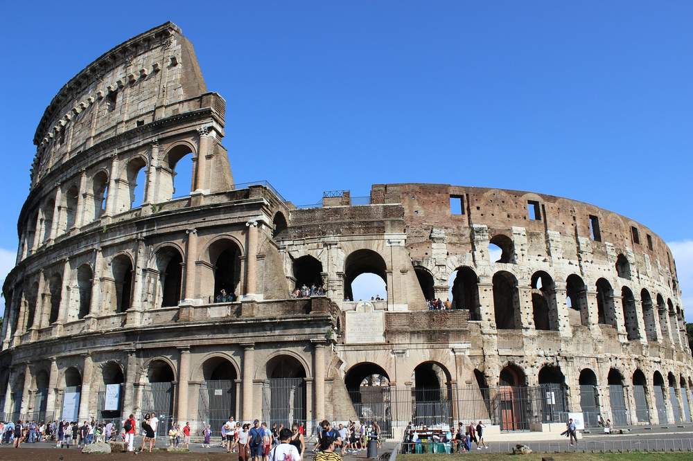 Pieces of the Coliseum were used to build structures like the Palazzo Venezia in Rome. (Courtesy of Wikimedia)